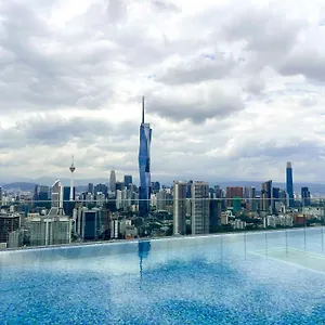 Sky Pool Kl Sentral - Riveria , Kuala Lumpur Malasia